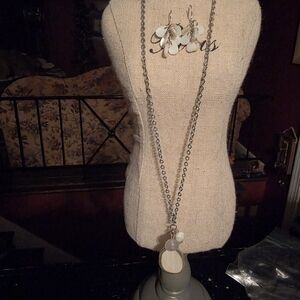 Elegant Silver Necklace with White Accents